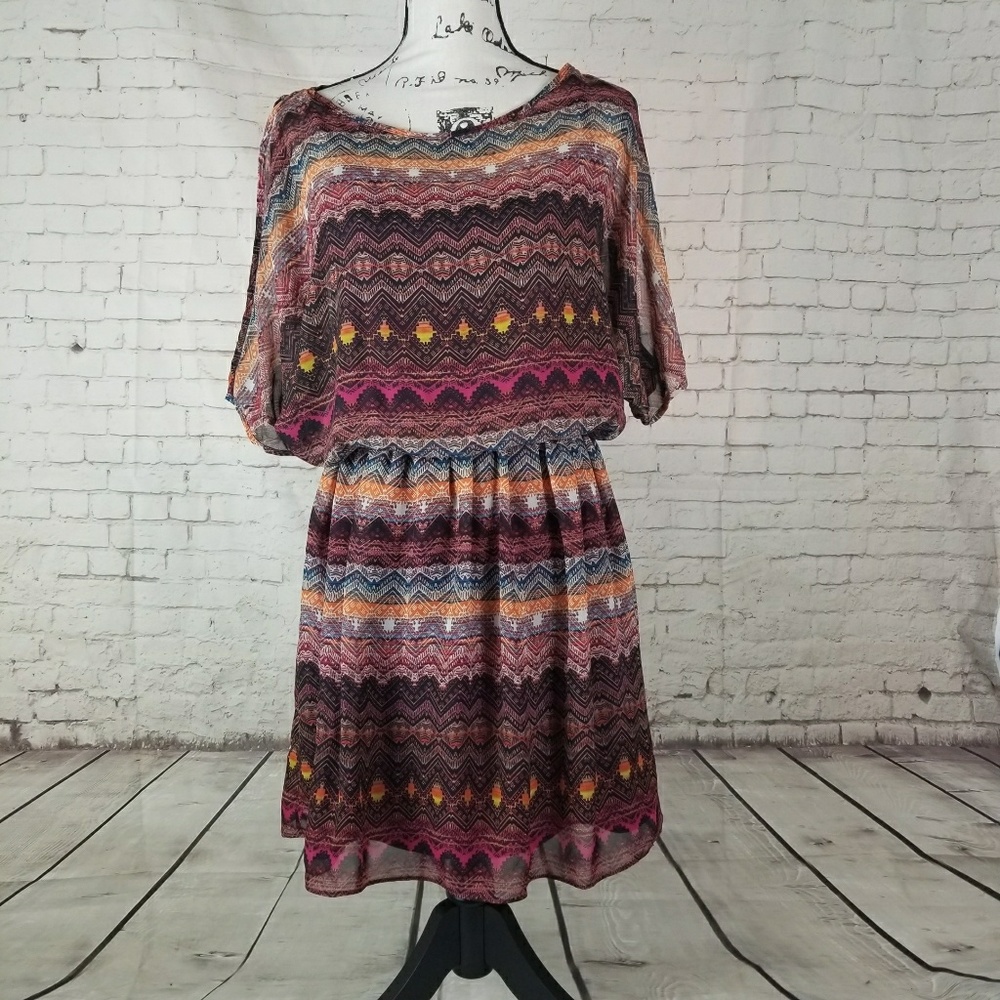 A. Byer Juniors Aztec Print Cold Shoulder Dress M